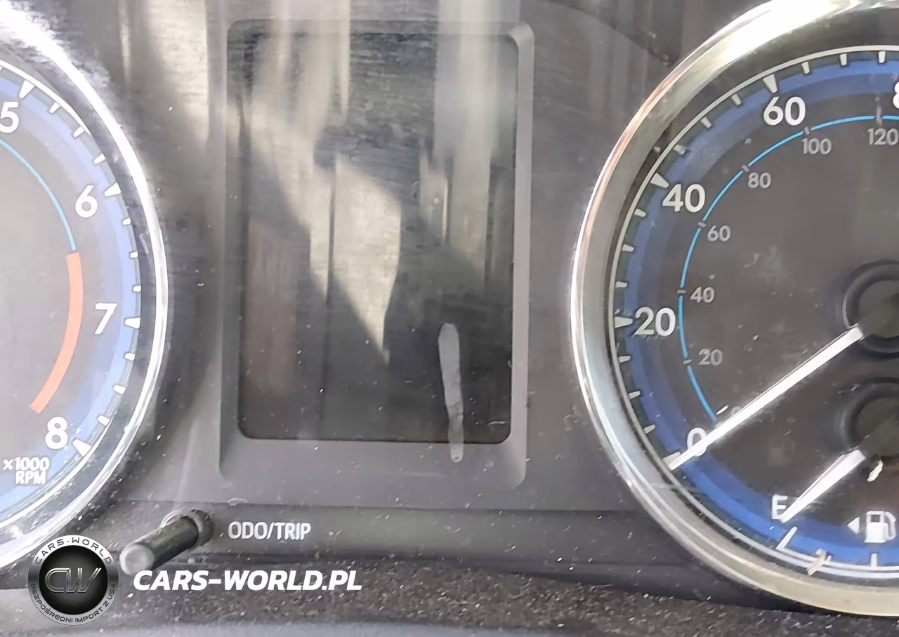 2018 Toyota Corolla Le VIN:2T1BURHE0JC053032 - 15