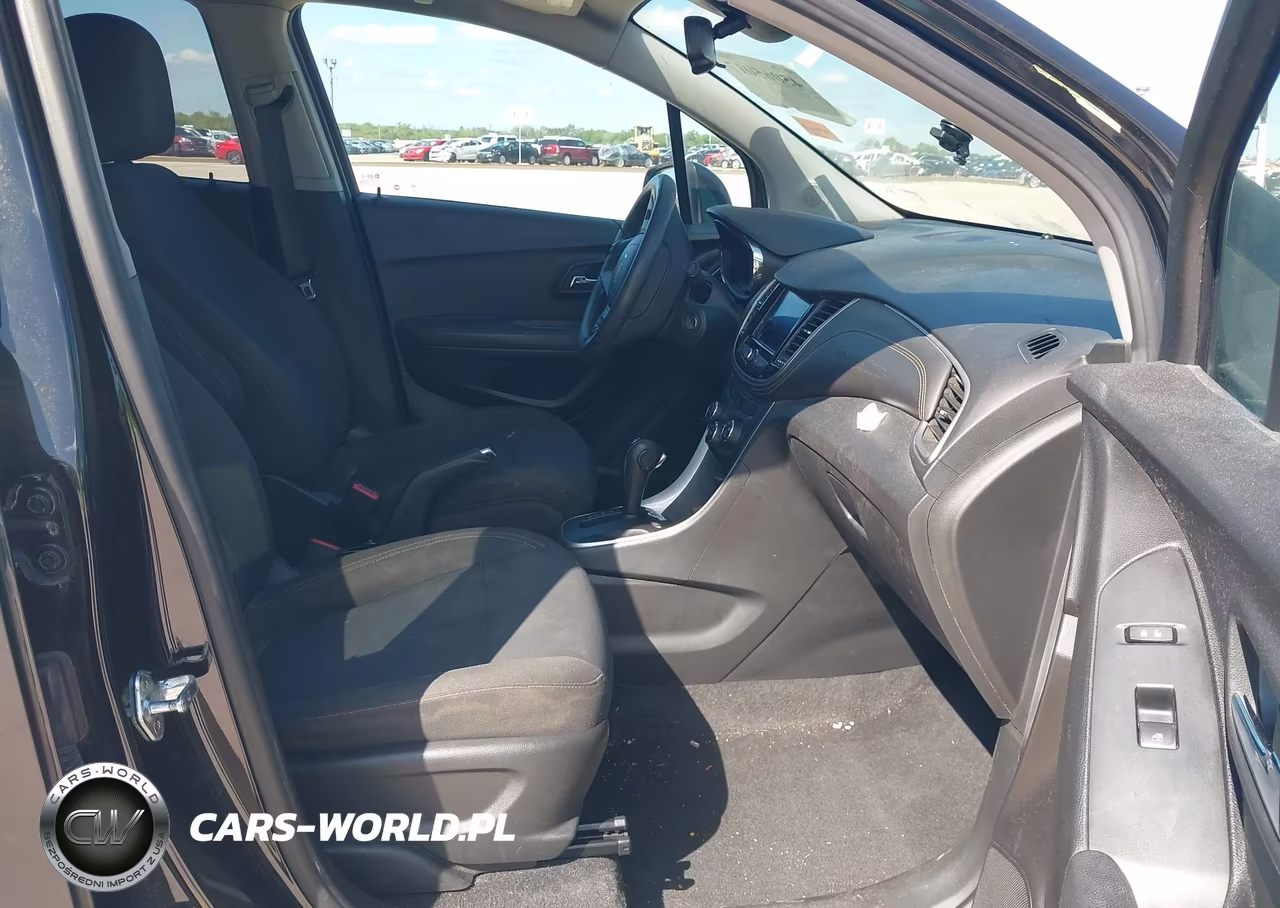 2020 Chevrolet Trax Fwd Ls VIN:KL7CJKSB9LB050700 - 5