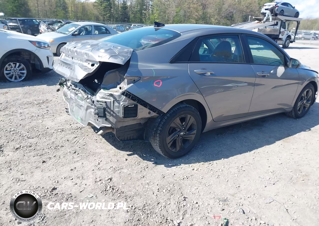 2022 Hyundai Elantra Sel VIN:KMHLS4AGXNU263277 - 4