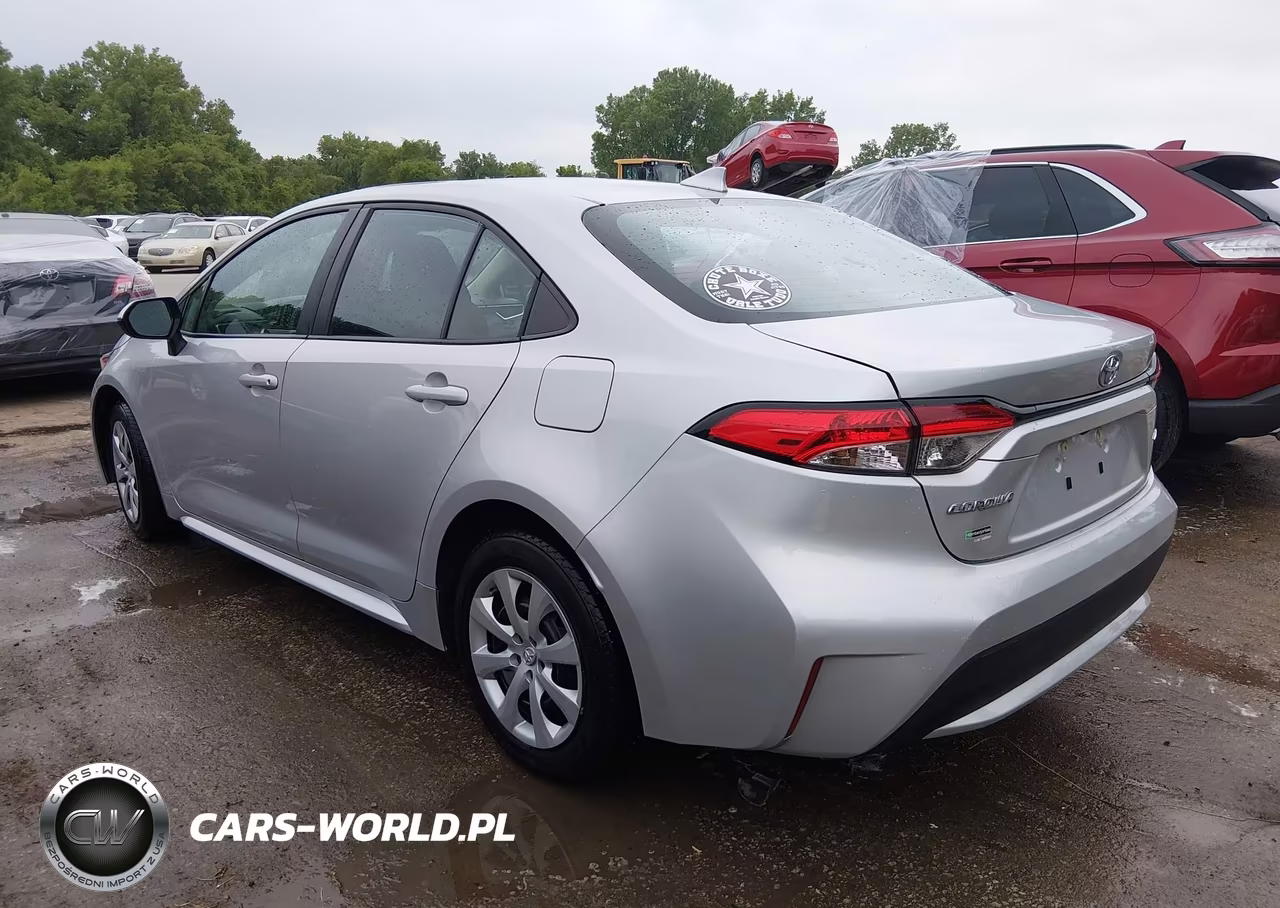 2022 Toyota Corolla Le VIN:5YFEPMAE2NP336829 - 3