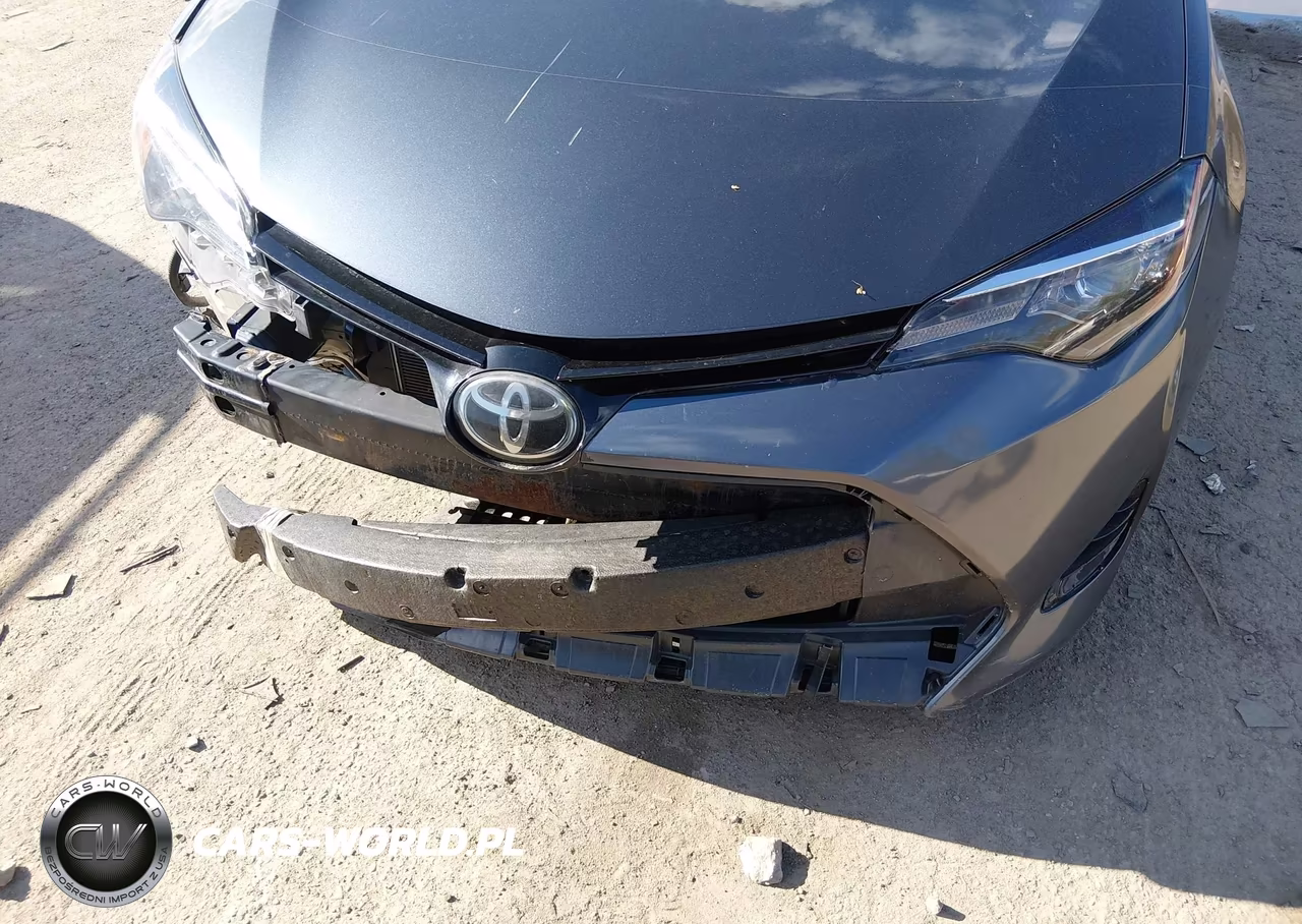 2017 Toyota Corolla Le VIN:2T1BURHE6HC901313 - 18