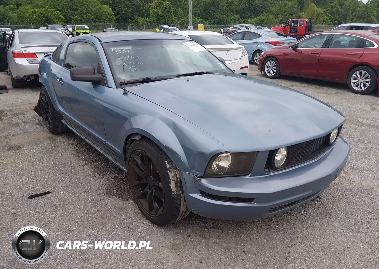 2005 Ford Mustang V6 Deluxe-V6 Premium