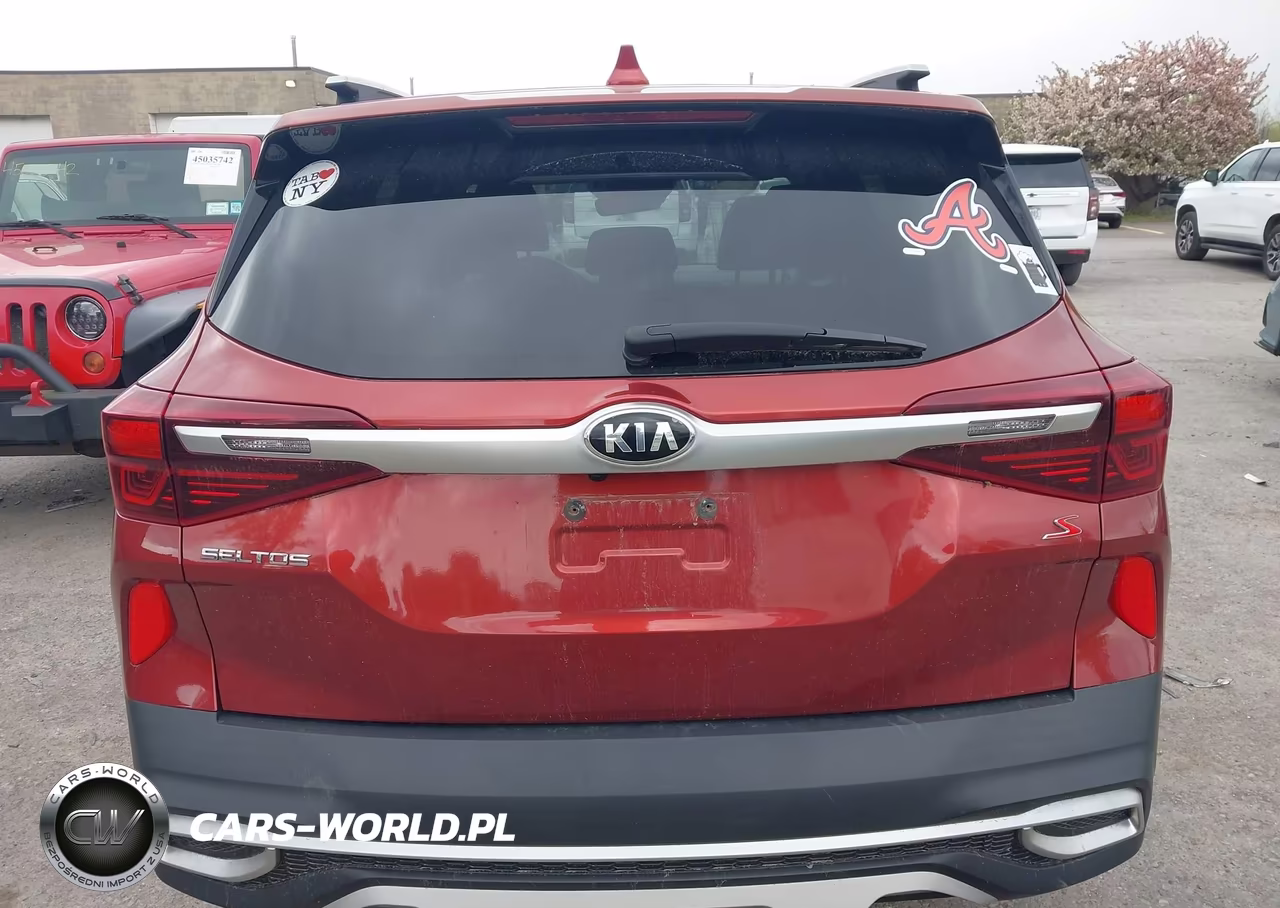 2021 Kia Seltos S VIN:KNDEUCAAXM7093139 - 16