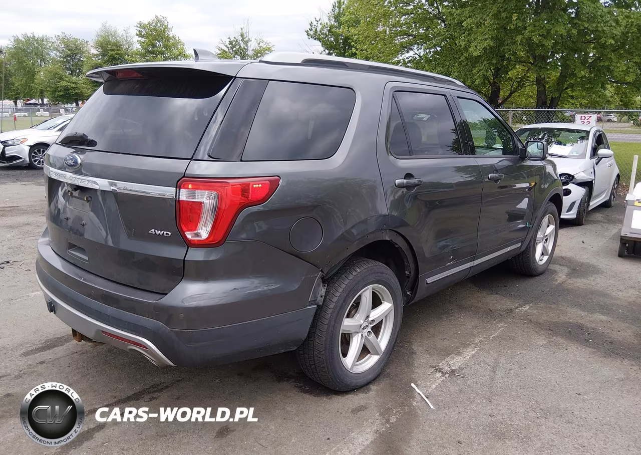 2016 Ford Explorer Xlt VIN:1FM5K8D80GGC79980 - 4