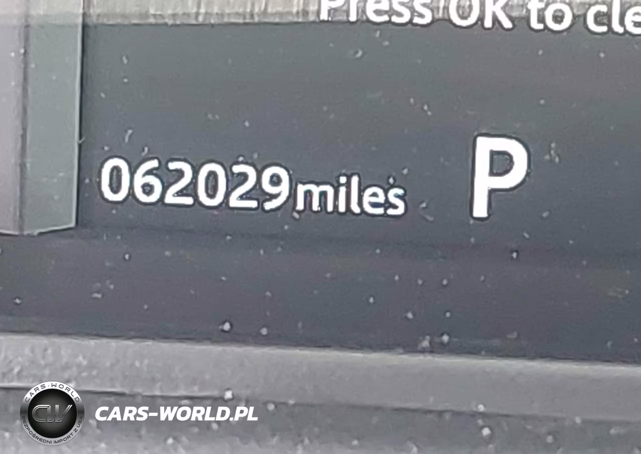 2019 Land Rover Range Rover Velar P250 S VIN:SALYB2EX0KA233641 - 15