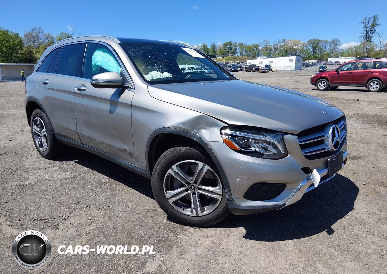 2019 Mercedes-Benz Glc 300 4Matic – zdjęcie 1 z 17