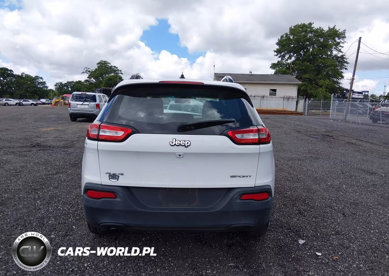 2015 Jeep Cherokee Sport VIN:1C4PJMAB7FW614231 - 16