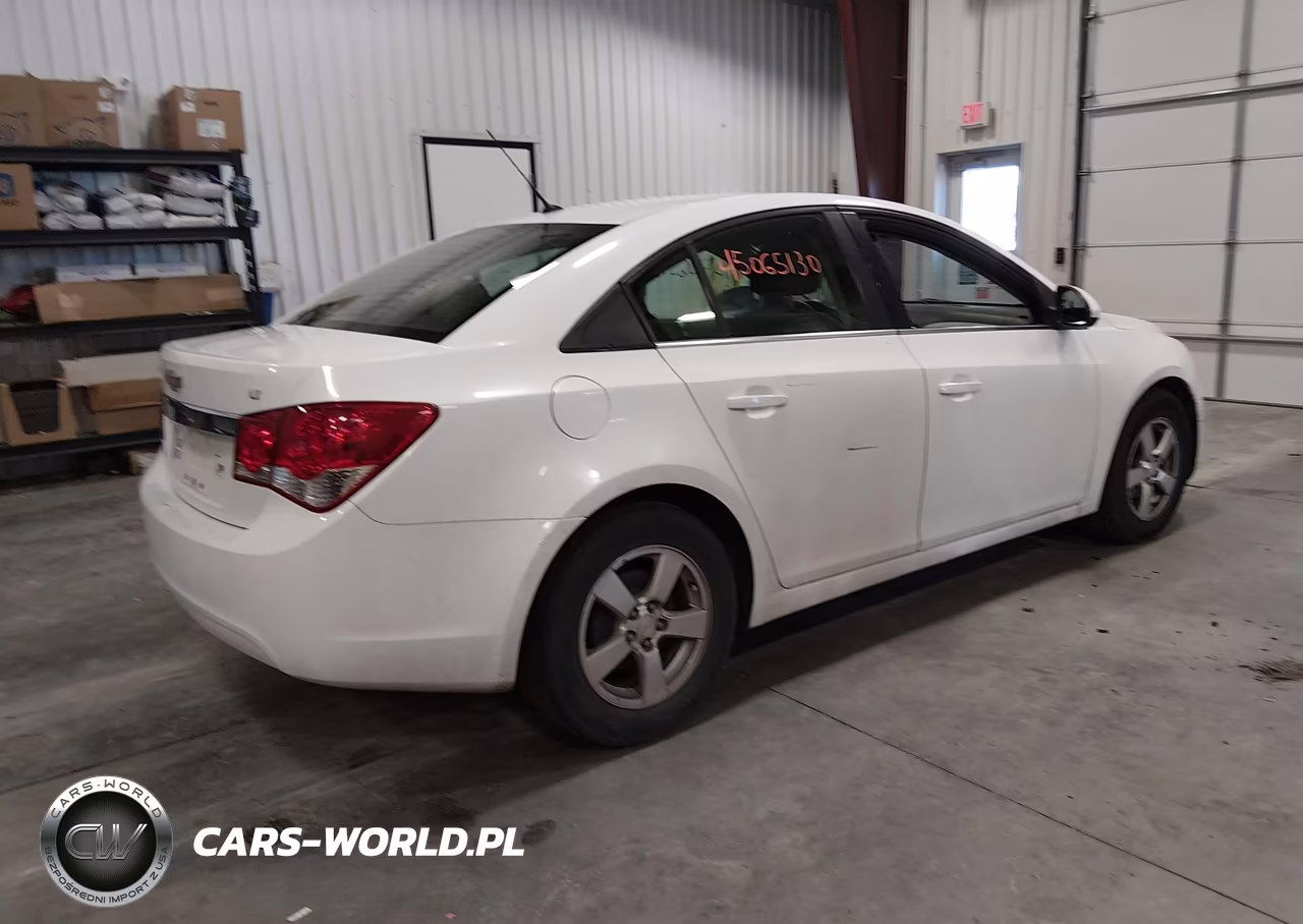 2011 Chevrolet Cruze Lt VIN:1G1PE5S95B7250944 - 4