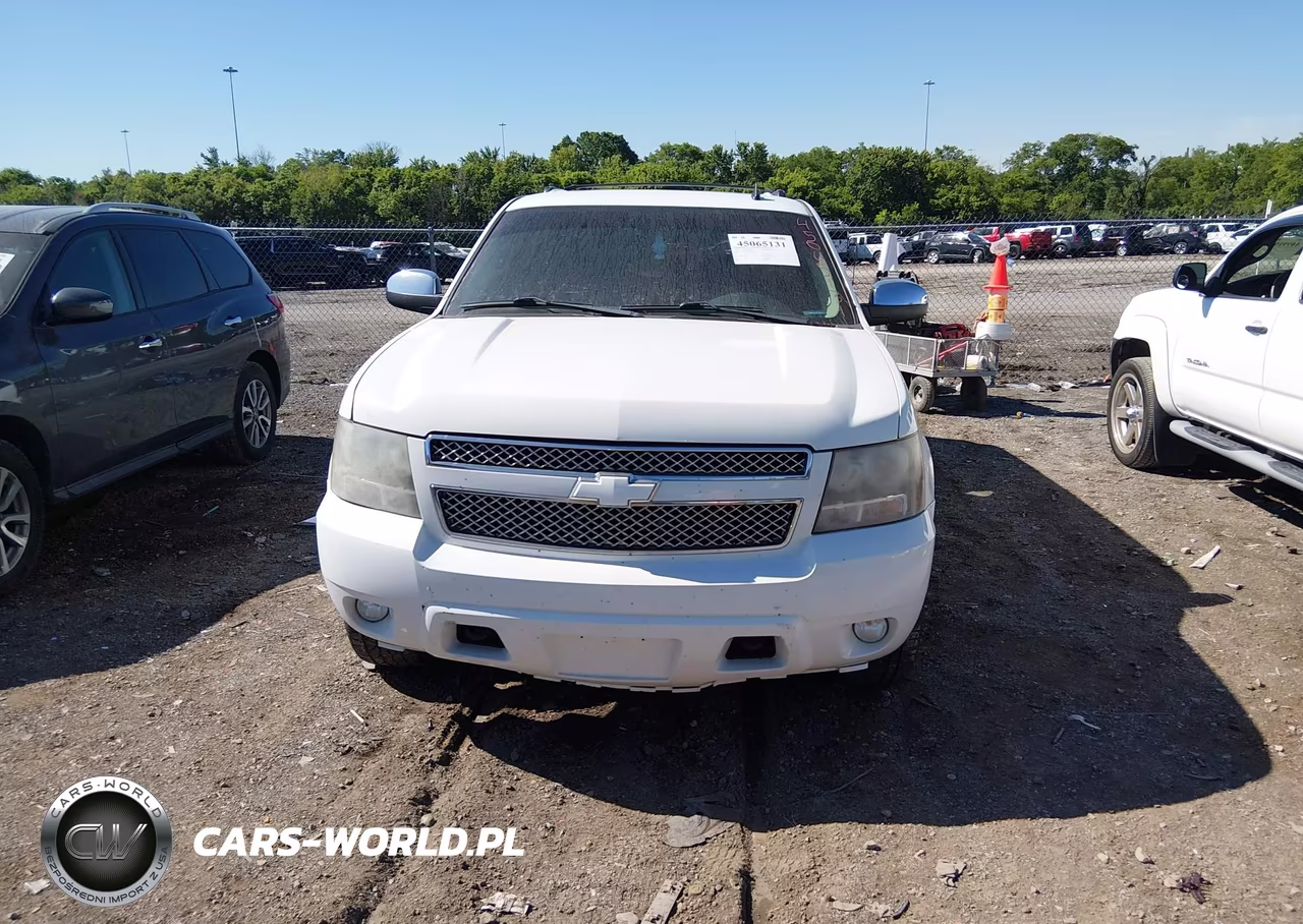 2010 Chevrolet Suburban 1500 Ltz VIN:1GNUKKE35AR173463 - 12