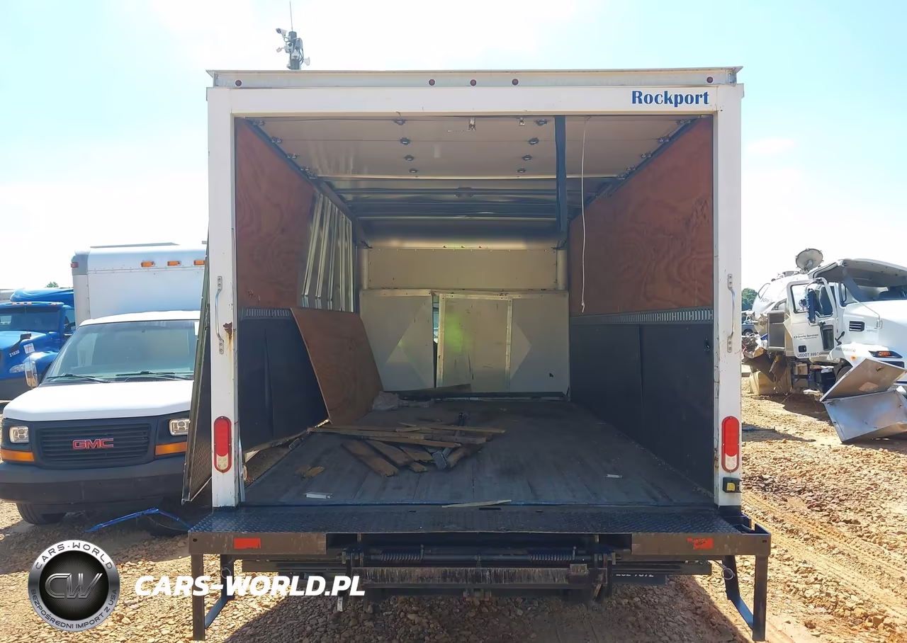 2017 Ford E-350 Cutaway VIN:1FDWE3F64HDC52665 - 15