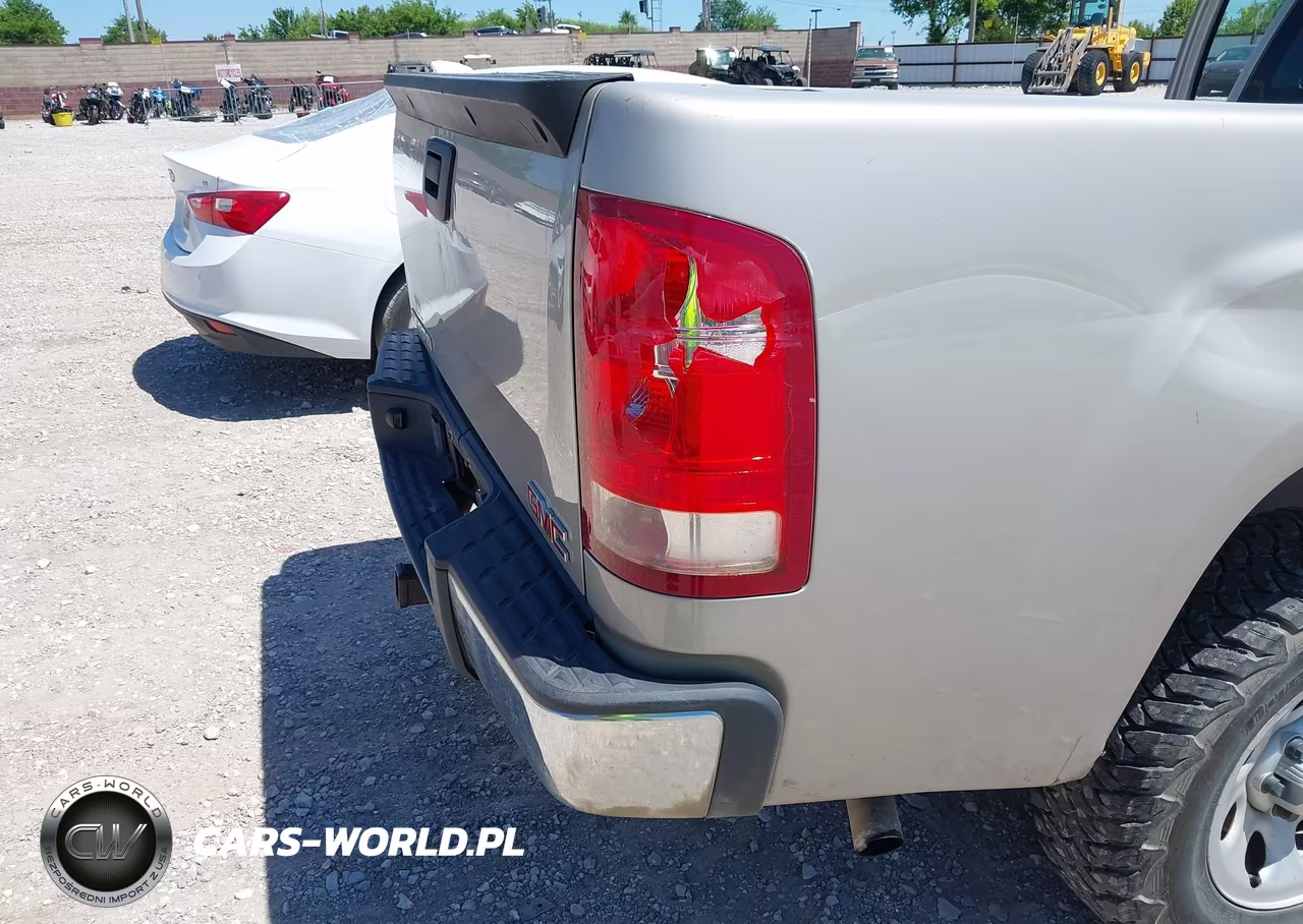2008 GMC Sierra 1500 Work Truck VIN:1GTEC14X88Z246845 - 12