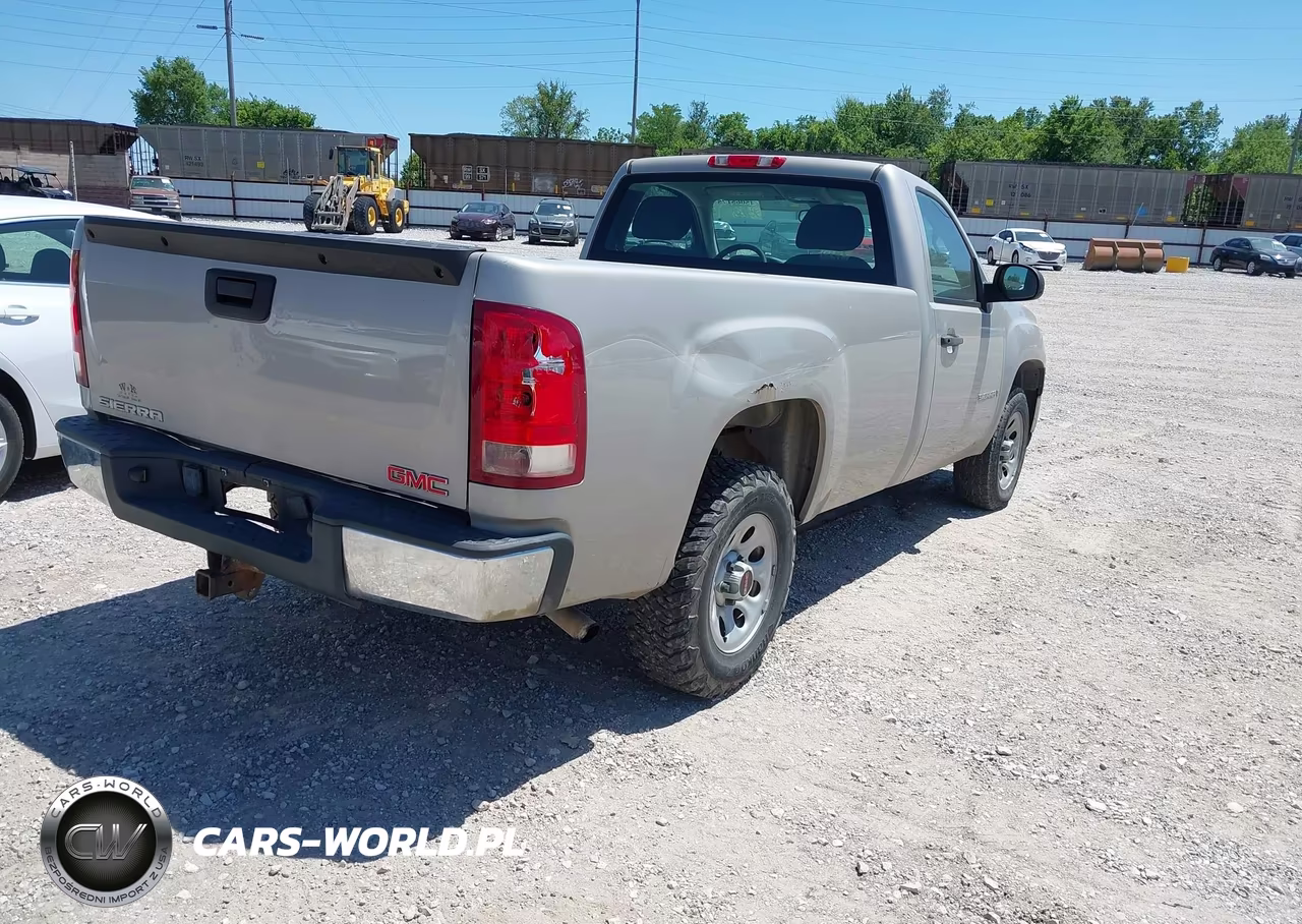 2008 GMC Sierra 1500 Work Truck VIN:1GTEC14X88Z246845 - 4