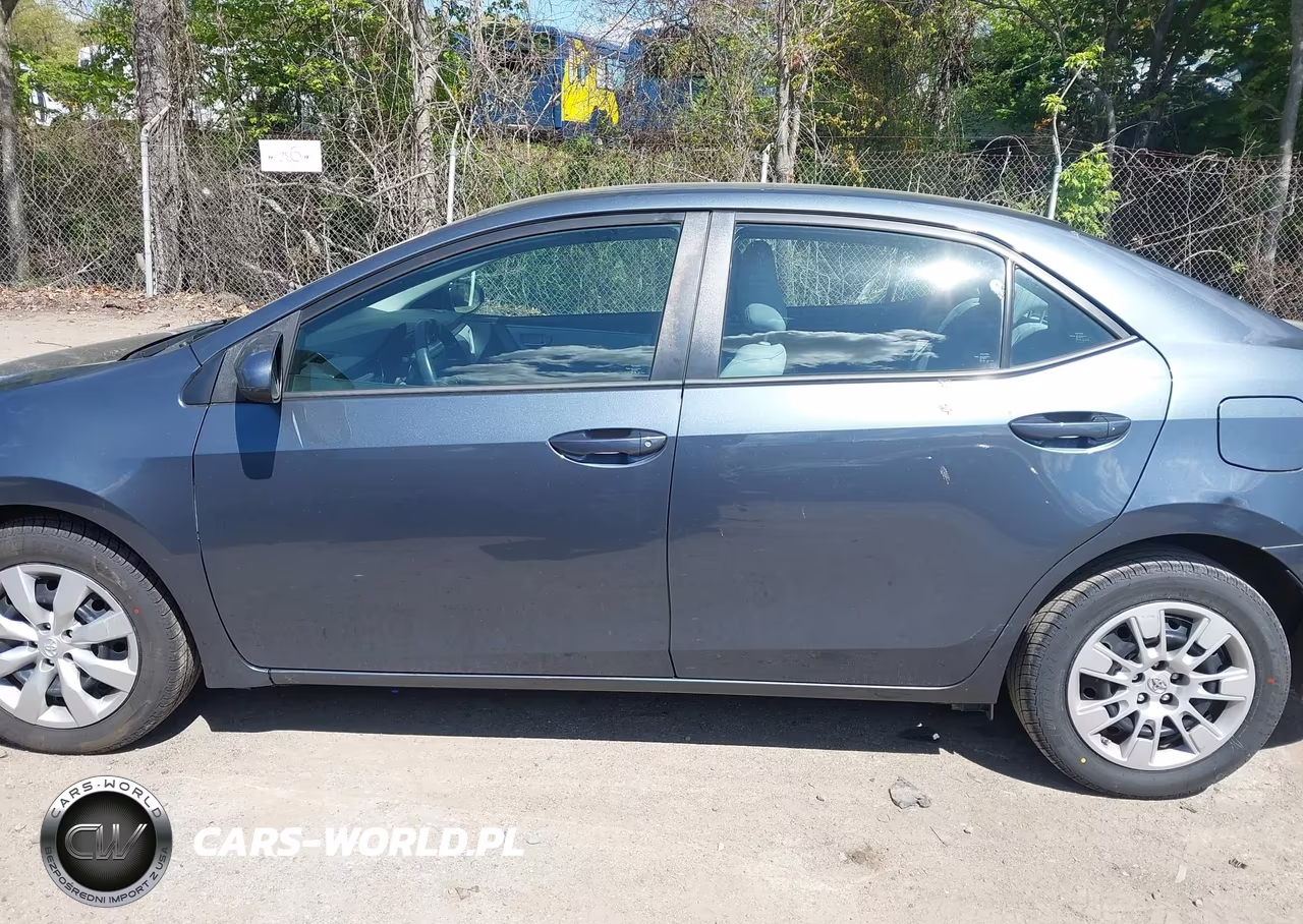 2016 Toyota Corolla Le VIN:2T1BURHEXGC535578 - 14