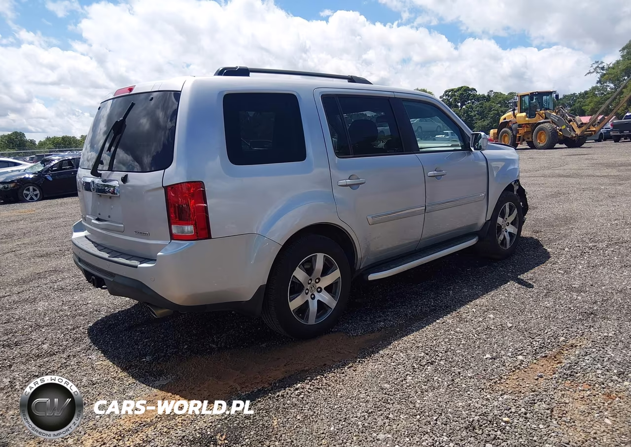 2013 Honda Pilot Touring VIN:5FNYF3H97DB030898 - 4