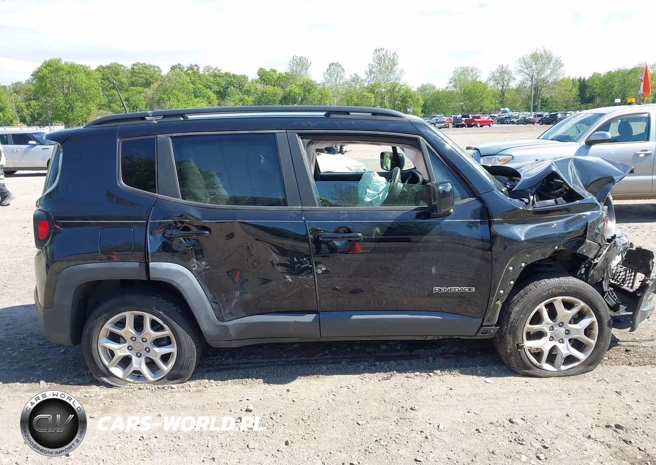 2018 Jeep Renegade Latitude 4X4 VIN:ZACCJBBB2JPH82947 - 13