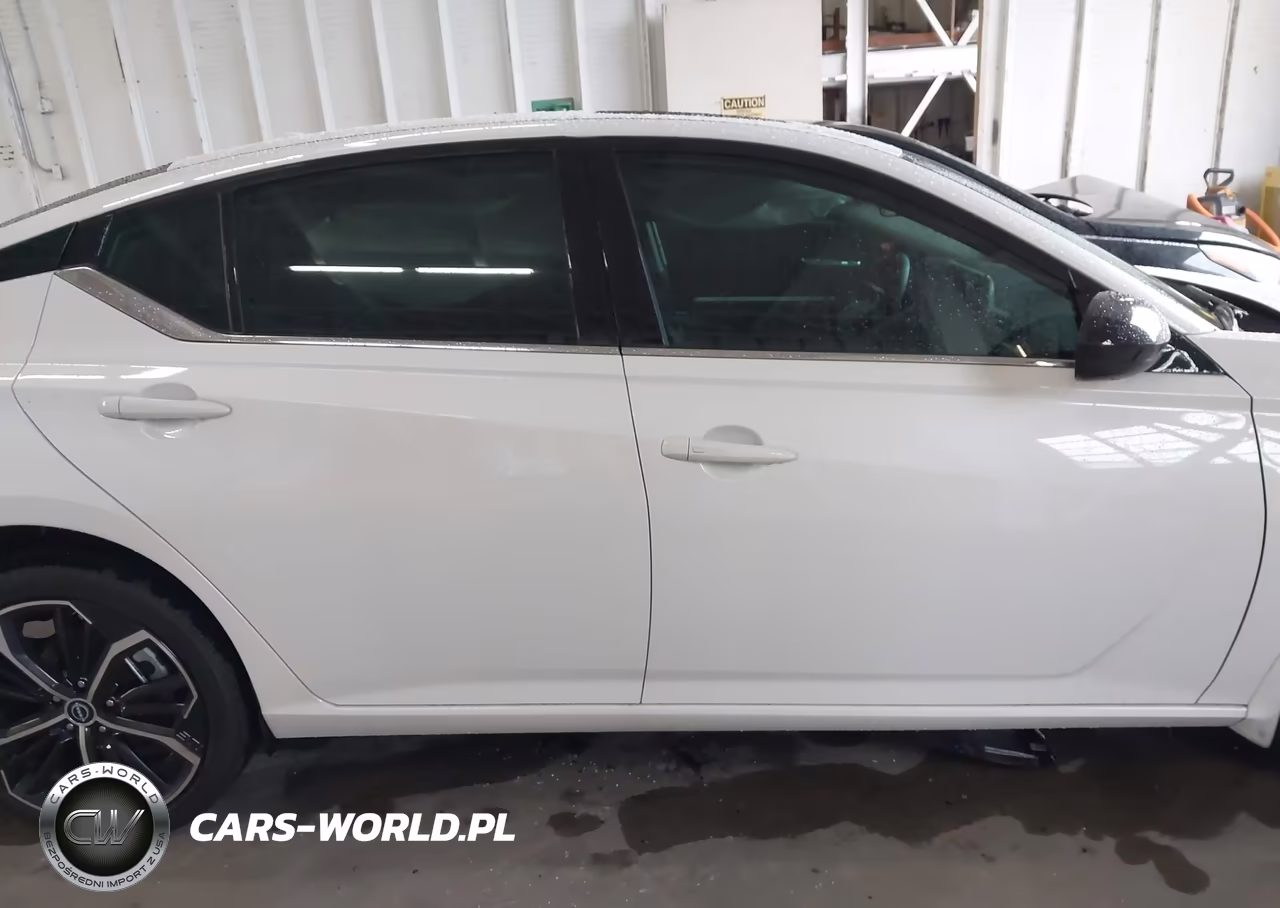 2025 Nissan Altima Sr Fwd VIN:1N4BL4CVXSN405678 - 13
