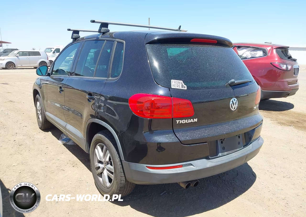 2012 Volkswagen Tiguan Le VIN:WVGAV7AX0CW576470 - 3