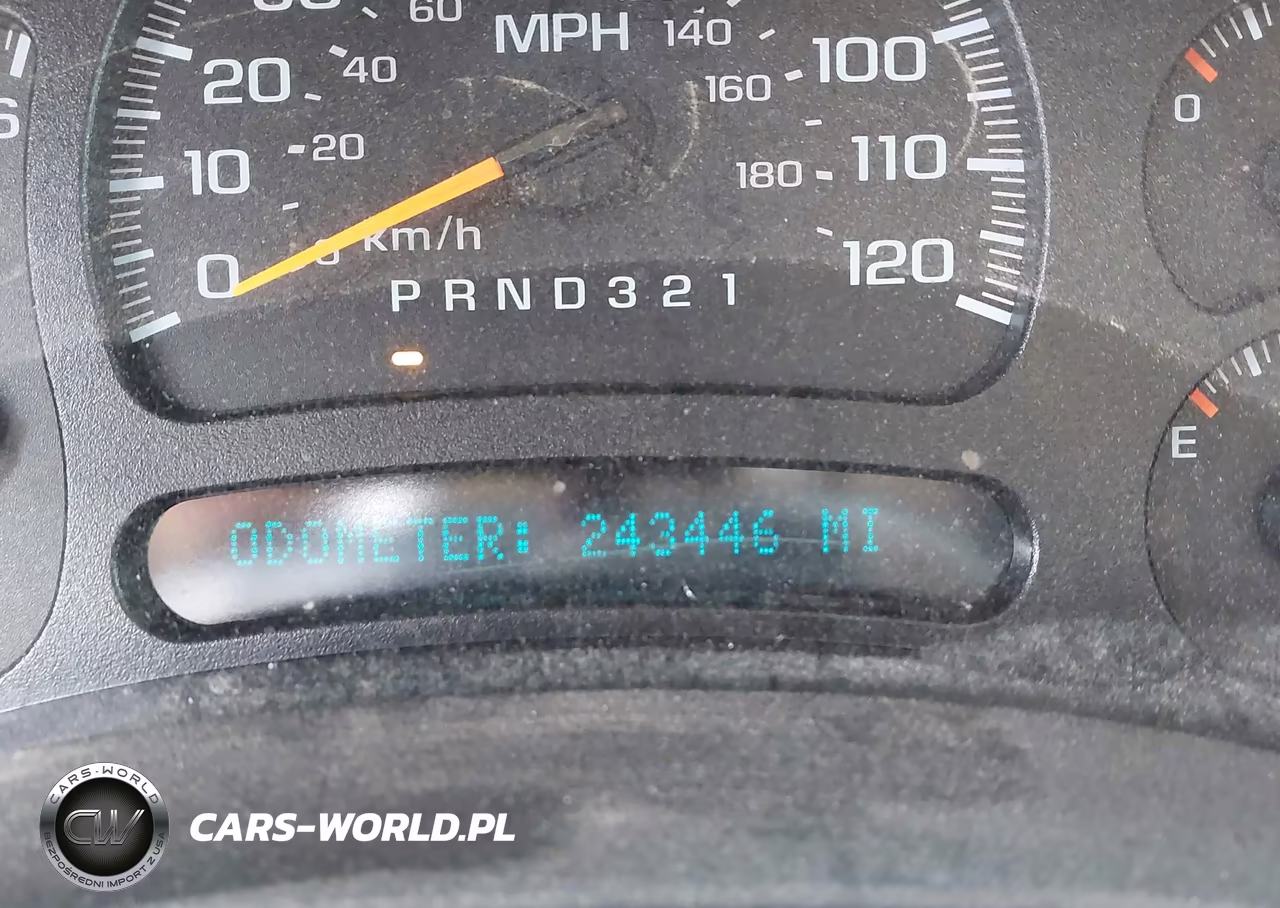 2006 Chevrolet Suburban 2500 Ls VIN:3GNGK26U66G227820 - 16