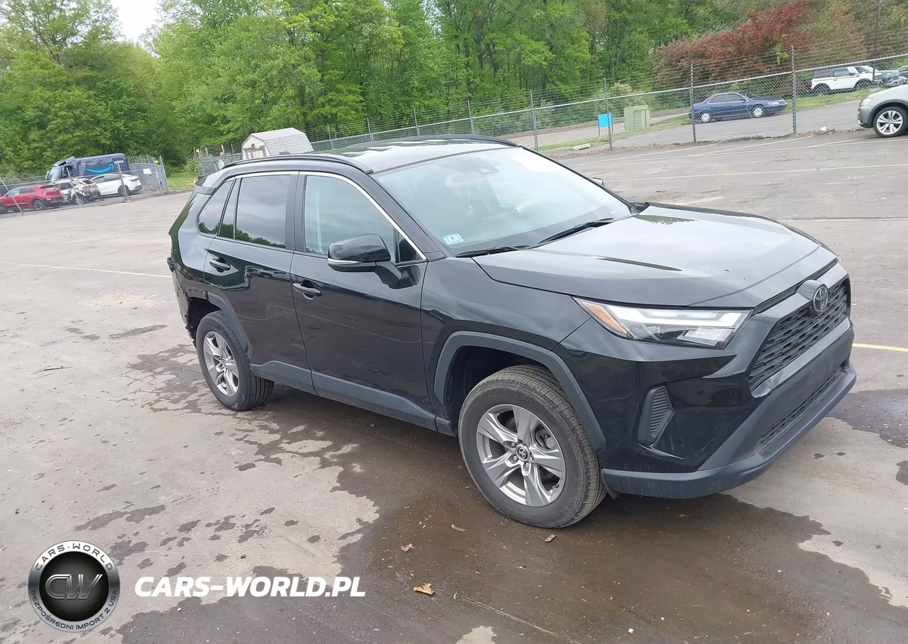 2024 Toyota Rav4 Xle – zdjęcie 1 z 17