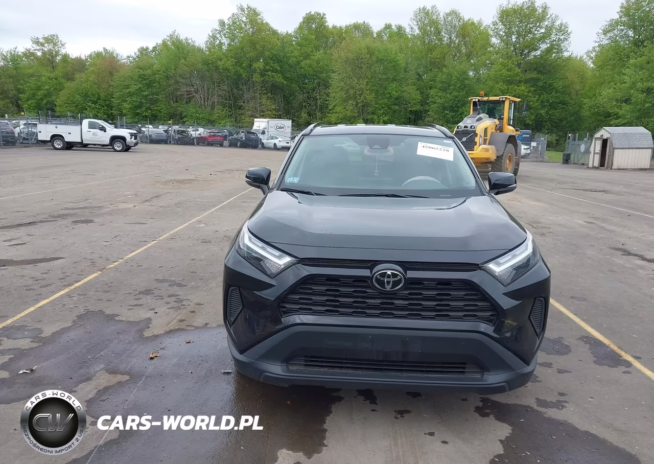 2024 Toyota Rav4 Xle VIN:2T3W1RFV5RW333771 - 13