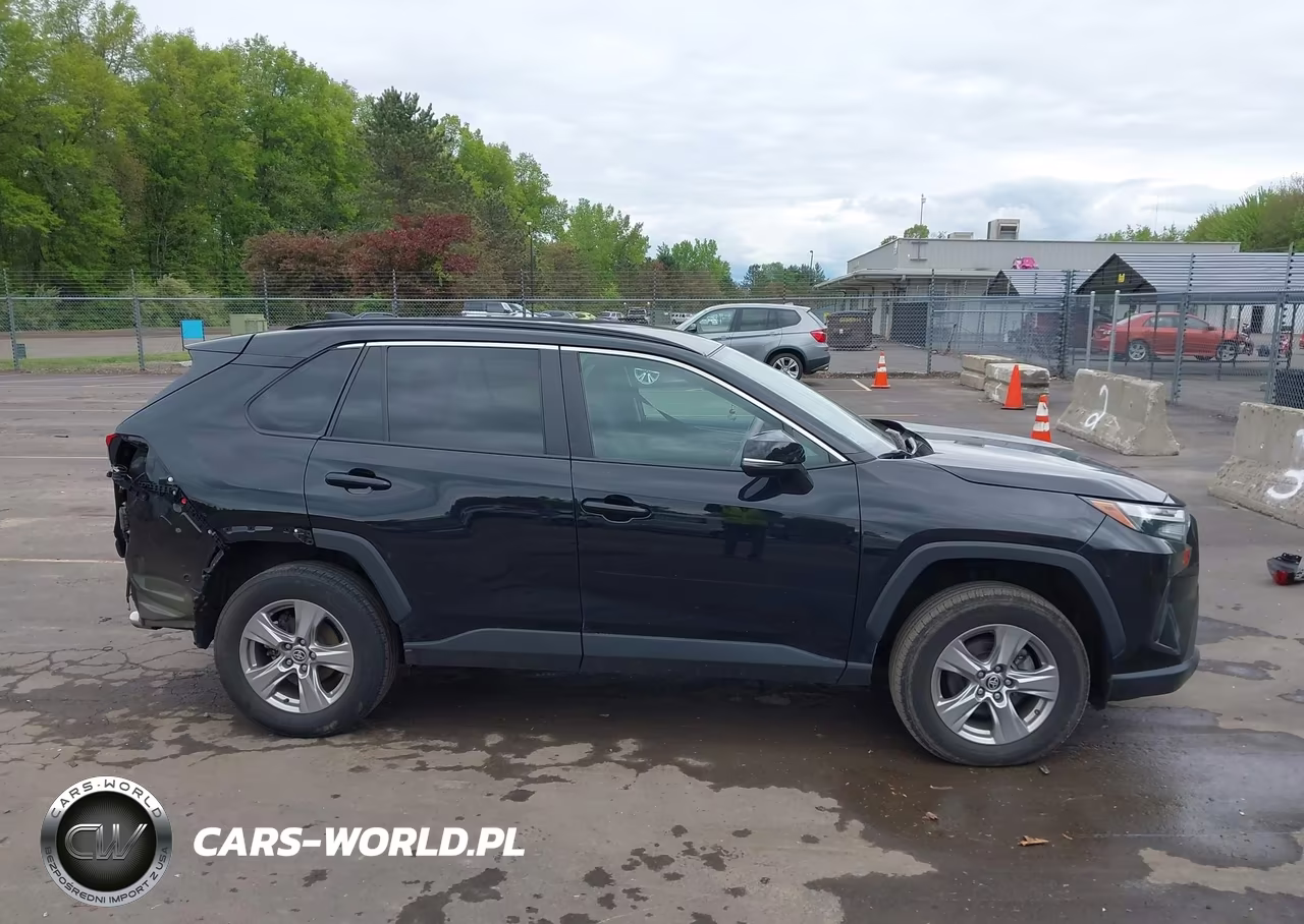 2024 Toyota Rav4 Xle VIN:2T3W1RFV5RW333771 - 14