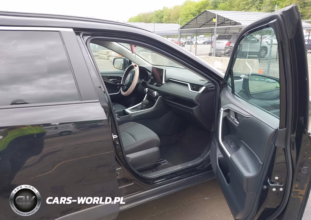 2024 Toyota Rav4 Xle VIN:2T3W1RFV5RW333771 - 5