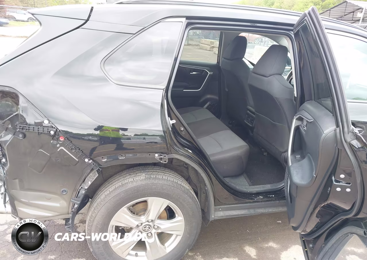 2024 Toyota Rav4 Xle VIN:2T3W1RFV5RW333771 - 8
