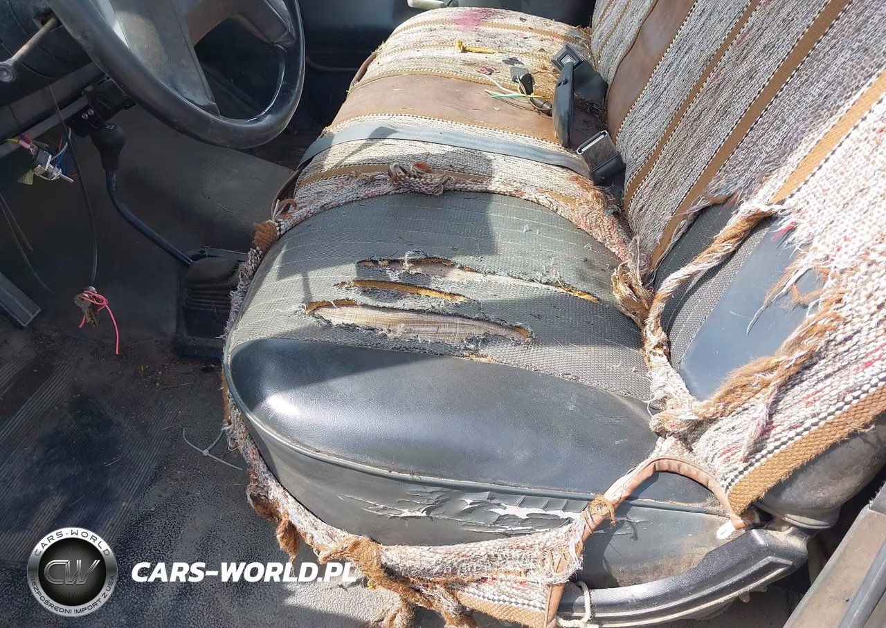 1990 Ford F250 VIN:2FTHF26G5LCA45059 - 13
