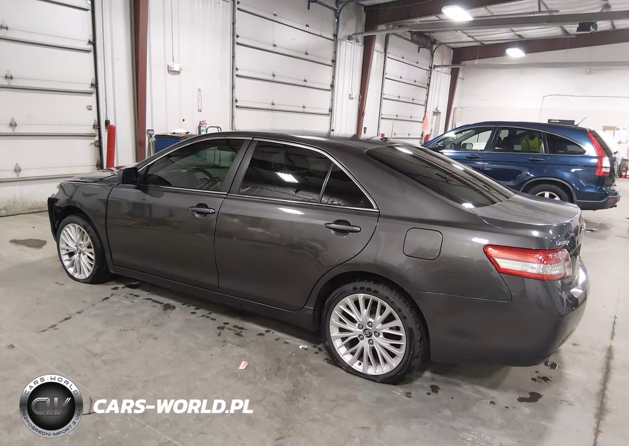 2011 Toyota Camry Le VIN:4T1BF3EK9BU614264 - 3