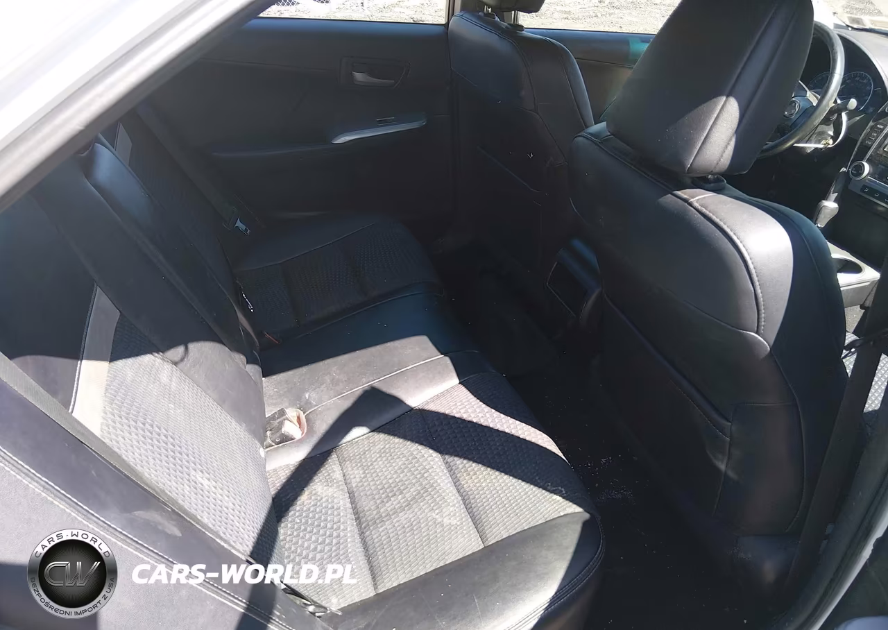 2014 Toyota Camry Se VIN:NY74323 - 8