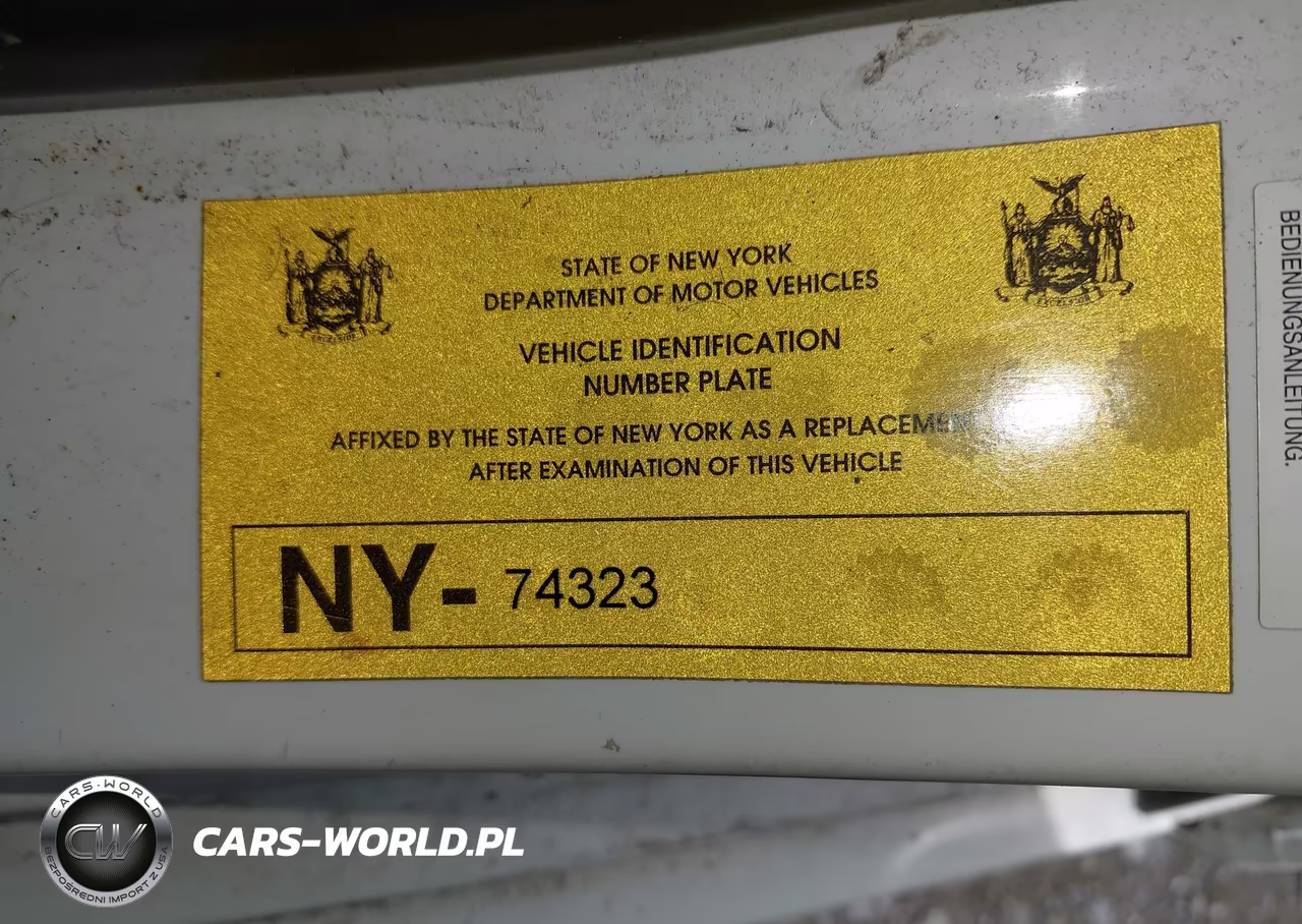 2014 Toyota Camry Se VIN:NY74323 - 9