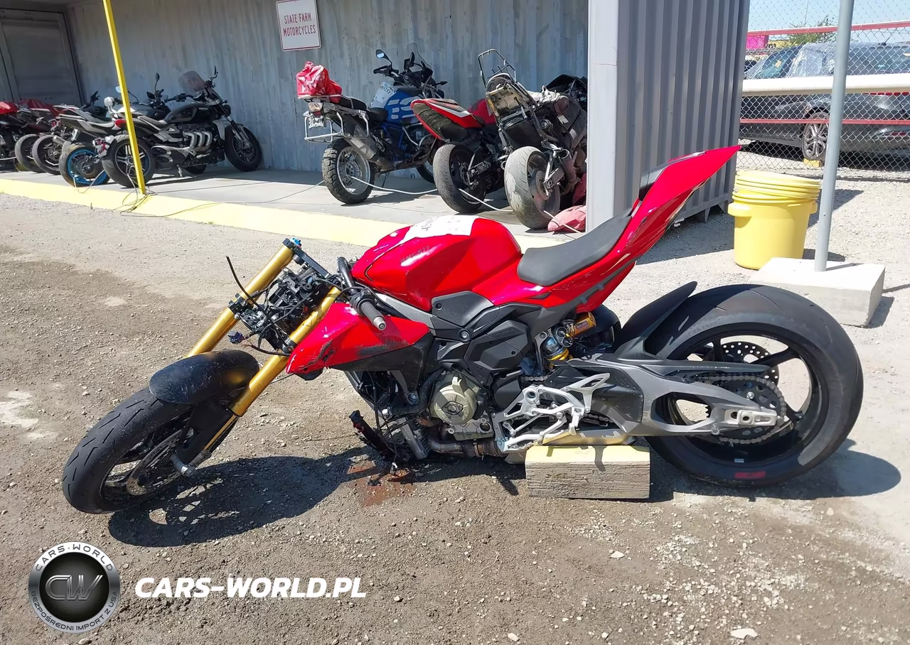 2026 Ducati Streetfighter V4-V4S VIN:ZDMFAK6W0TB002505 - 13