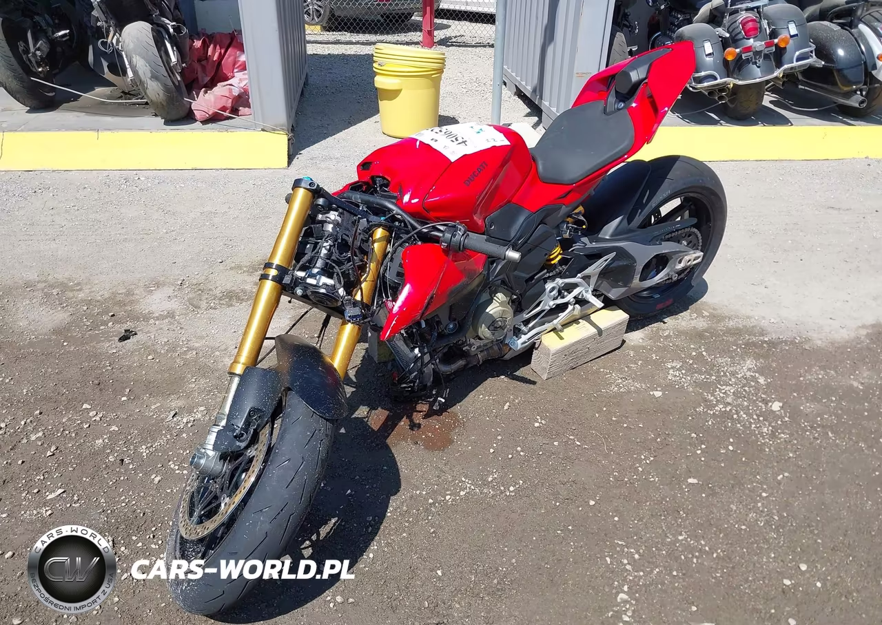2026 Ducati Streetfighter V4-V4S VIN:ZDMFAK6W0TB002505 - 2