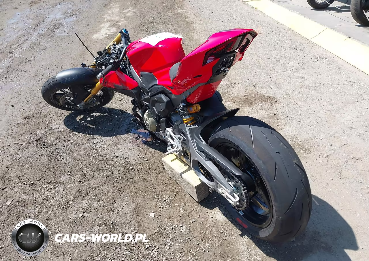 2026 Ducati Streetfighter V4-V4S VIN:ZDMFAK6W0TB002505 - 3