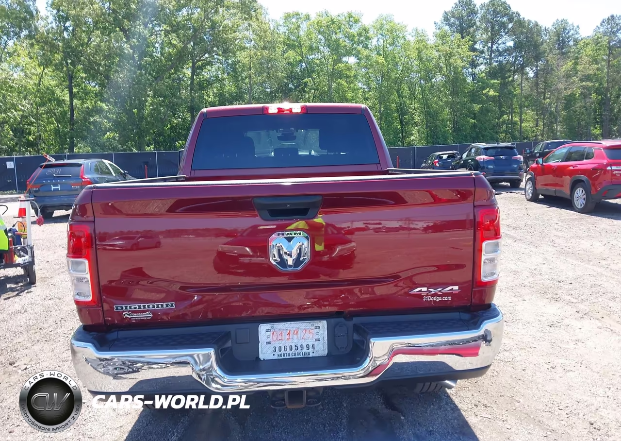 2024 Ram 2500 Big Horn 4X4 6'4 Box VIN:3C6UR5DJ4RG363957 - 17