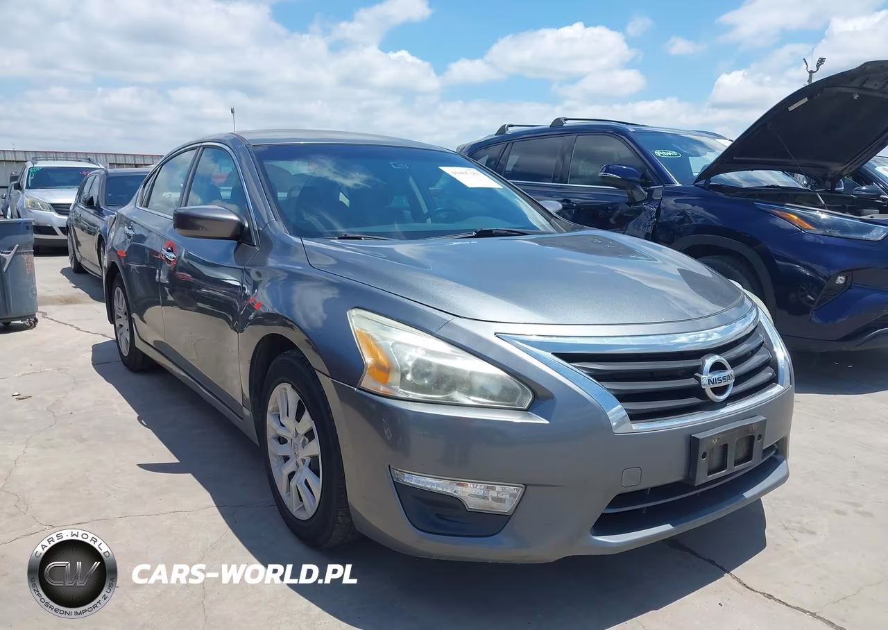 2014 Nissan Altima 2.5 S – zdjęcie 1 z 17