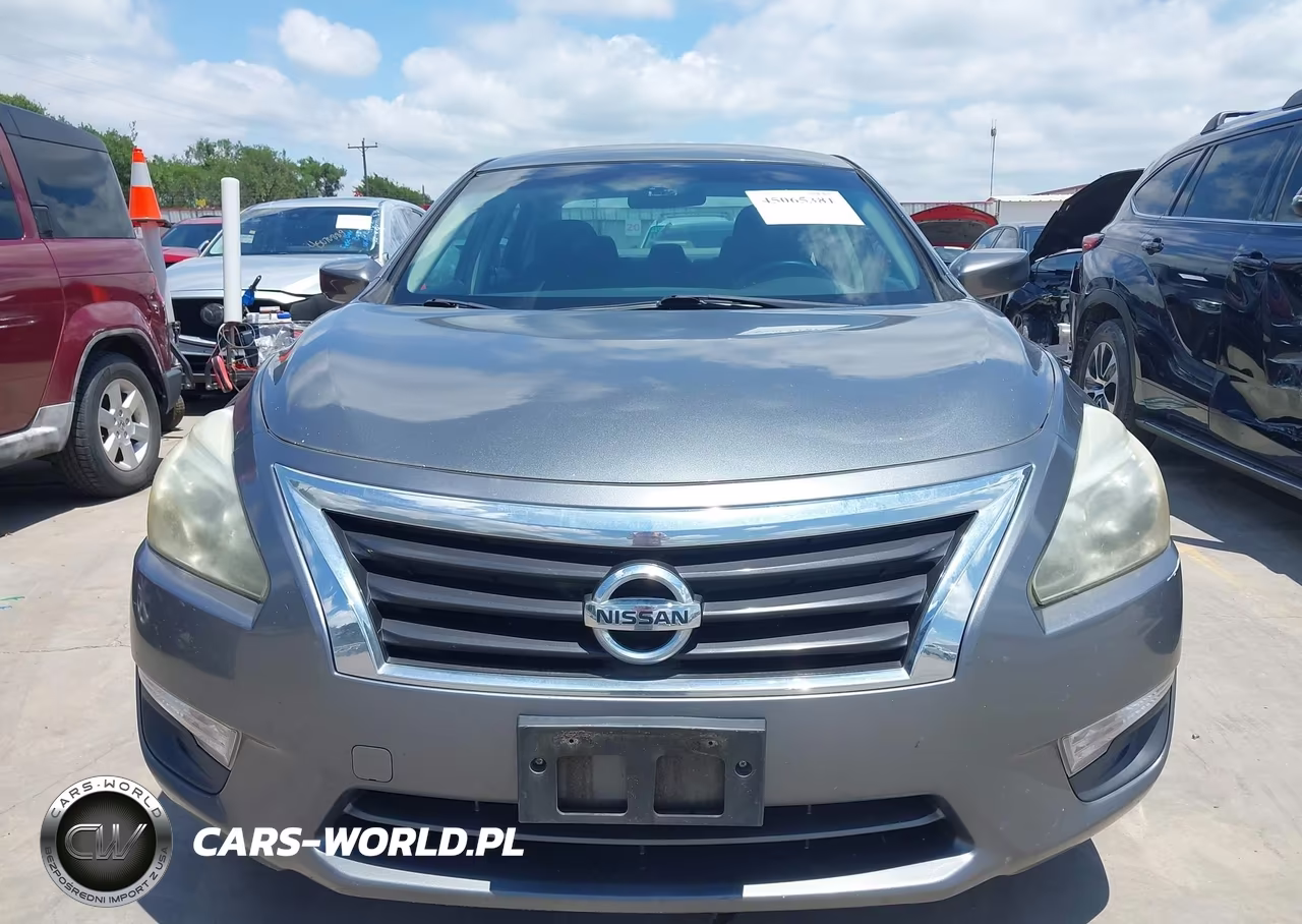 2014 Nissan Altima 2.5 S VIN:1N4AL3AP2EN358113 - 12