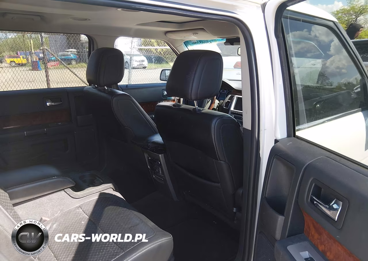 2009 Ford Flex Limited VIN:2FMEK63C09BA84160 - 8