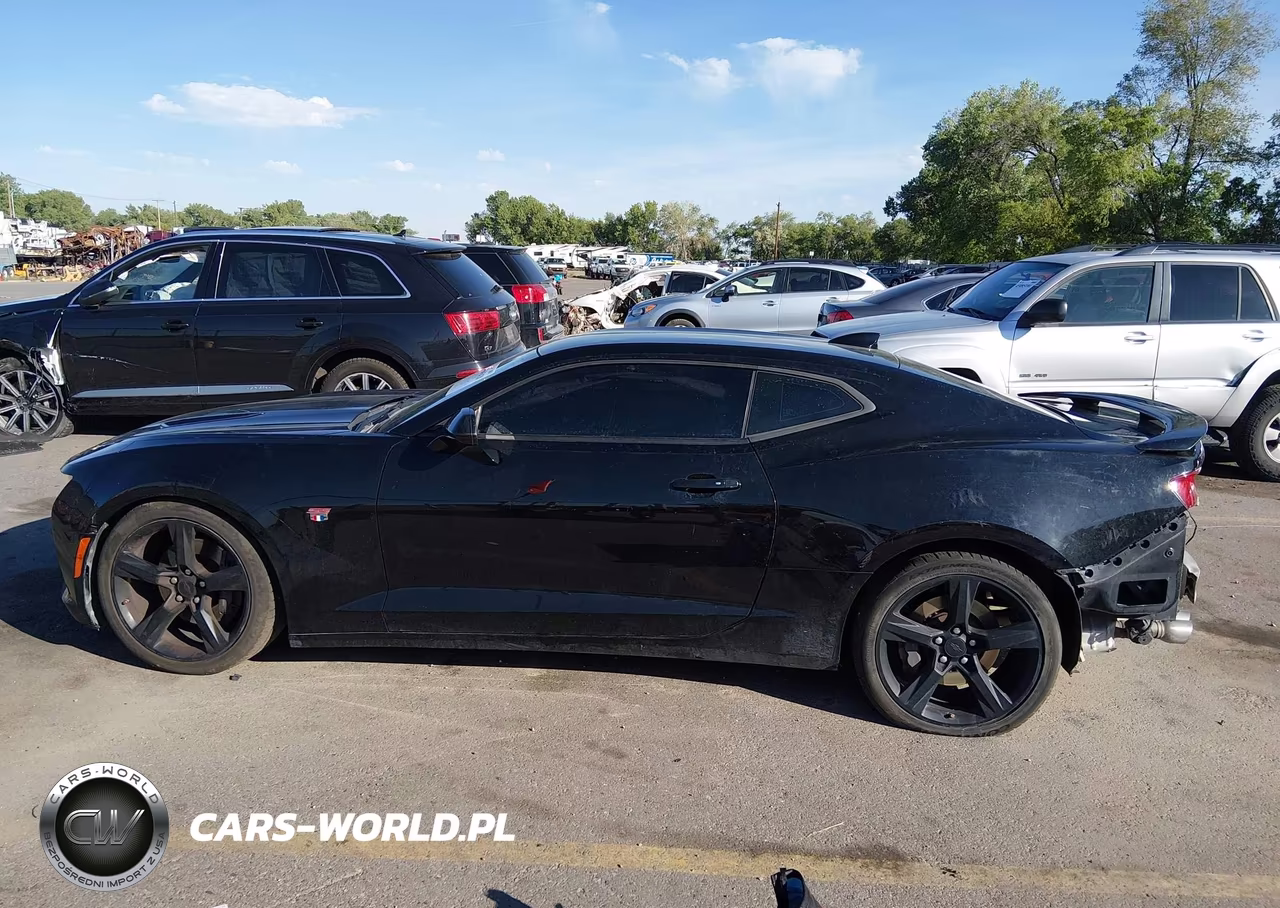 2018 Chevrolet Camaro 1Ss VIN:1G1FE1R77J0121751 - 15
