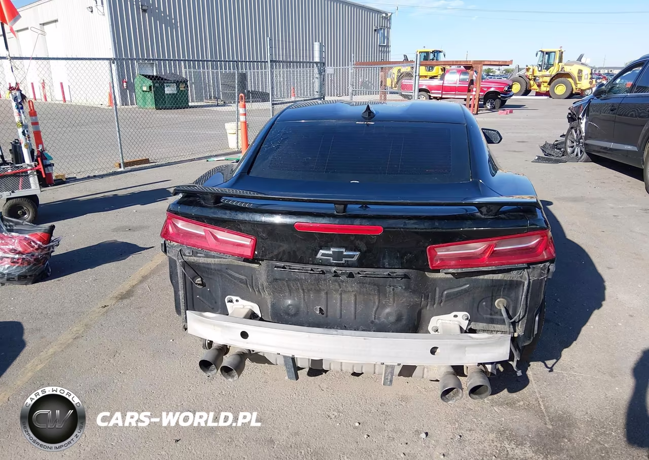 2018 Chevrolet Camaro 1Ss VIN:1G1FE1R77J0121751 - 17