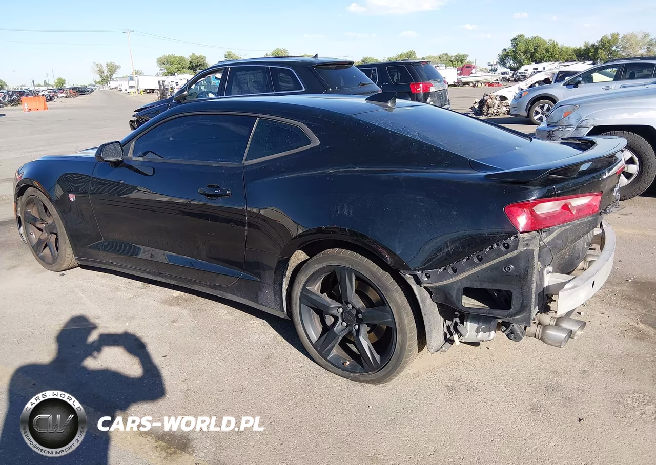 2018 Chevrolet Camaro 1Ss VIN:1G1FE1R77J0121751 - 3