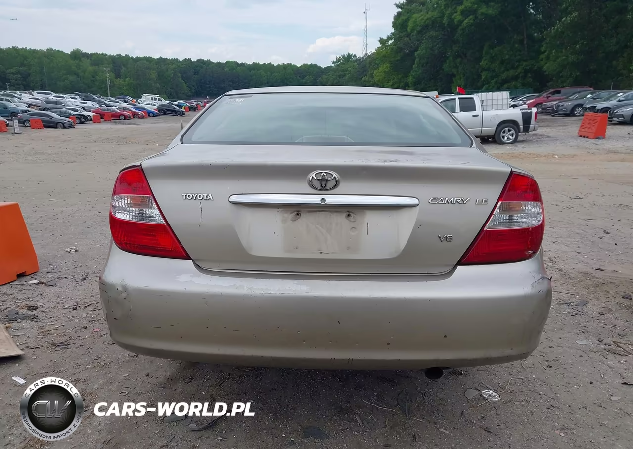 2003 Toyota Camry Le V6 VIN:4T1BF30K13U542257 - 16