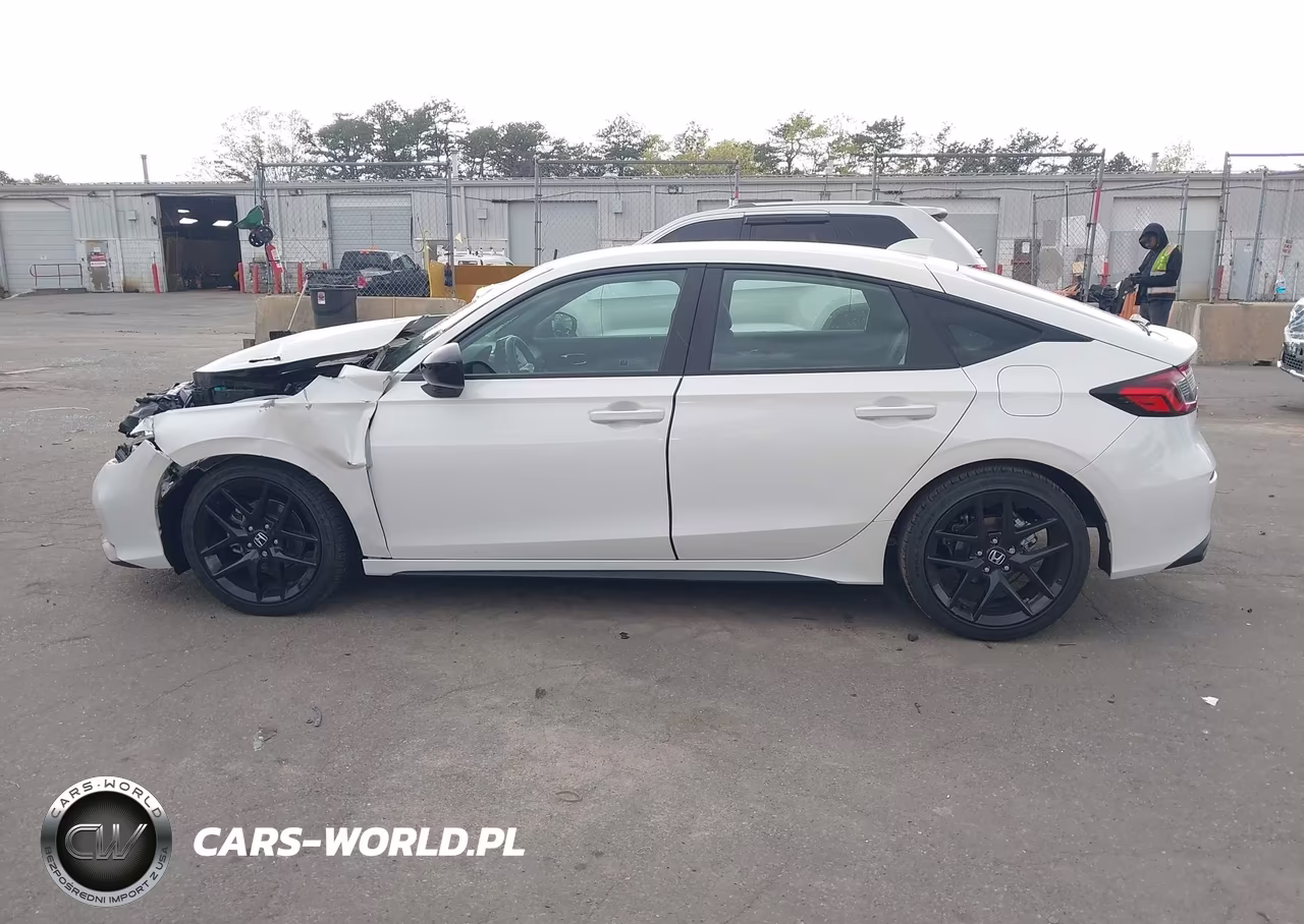 2026 Honda Civic Sport VIN:19XFL2H88TE008947 - 14