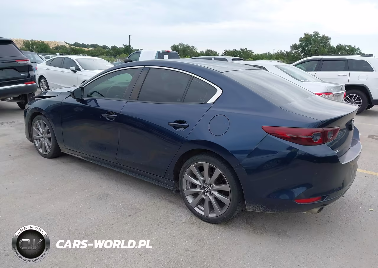 2020 Mazda Mazda3 Select Package VIN:3MZBPACL1LM132831 - 3
