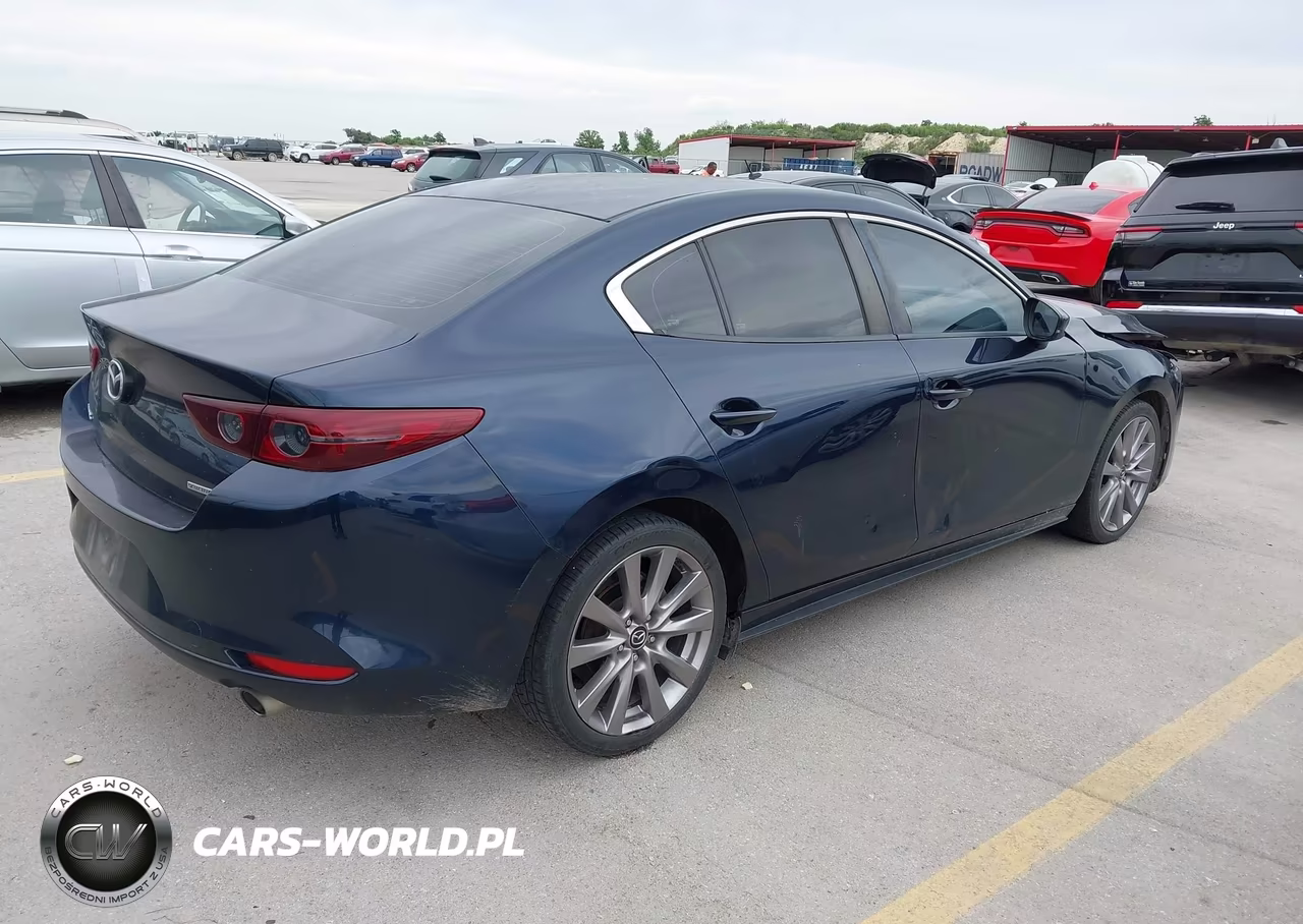 2020 Mazda Mazda3 Select Package VIN:3MZBPACL1LM132831 - 4