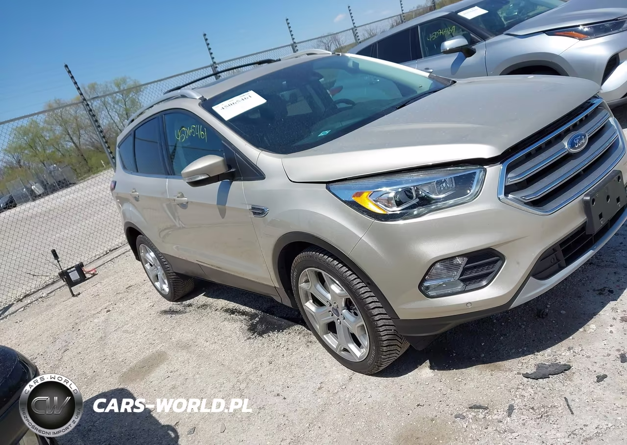 2017 Ford Escape Titanium VIN:1FMCU9J94HUD89325 - 13
