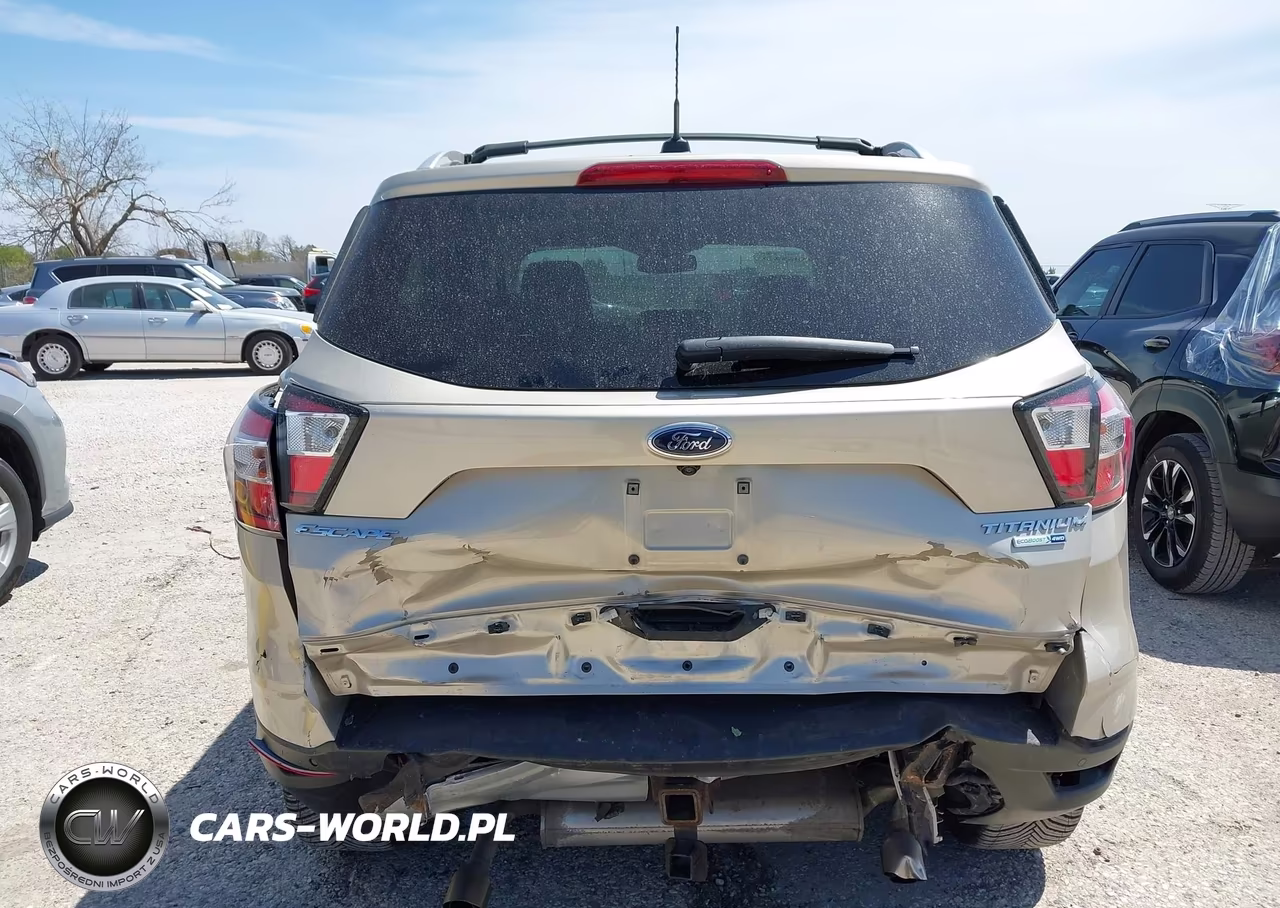 2017 Ford Escape Titanium VIN:1FMCU9J94HUD89325 - 16