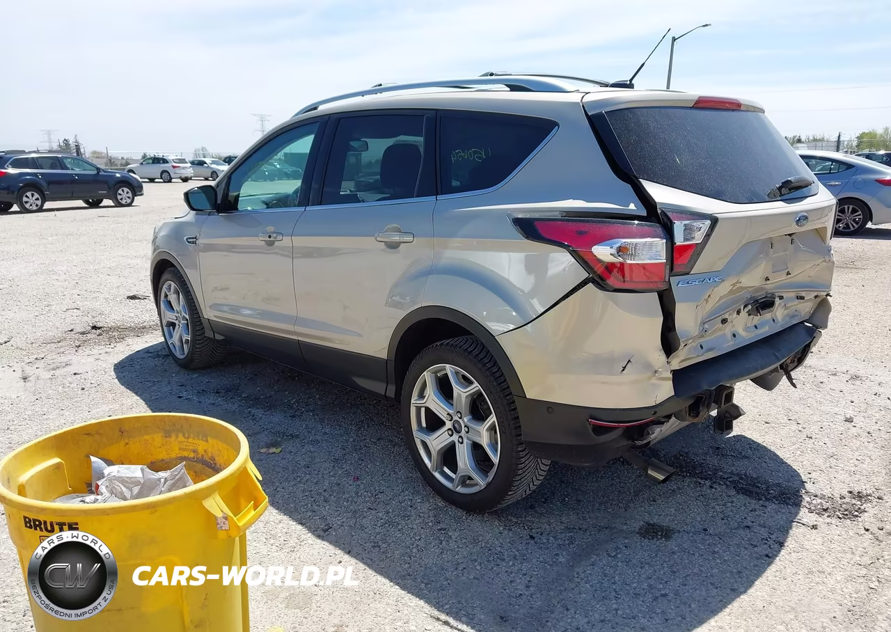 2017 Ford Escape Titanium VIN:1FMCU9J94HUD89325 - 3