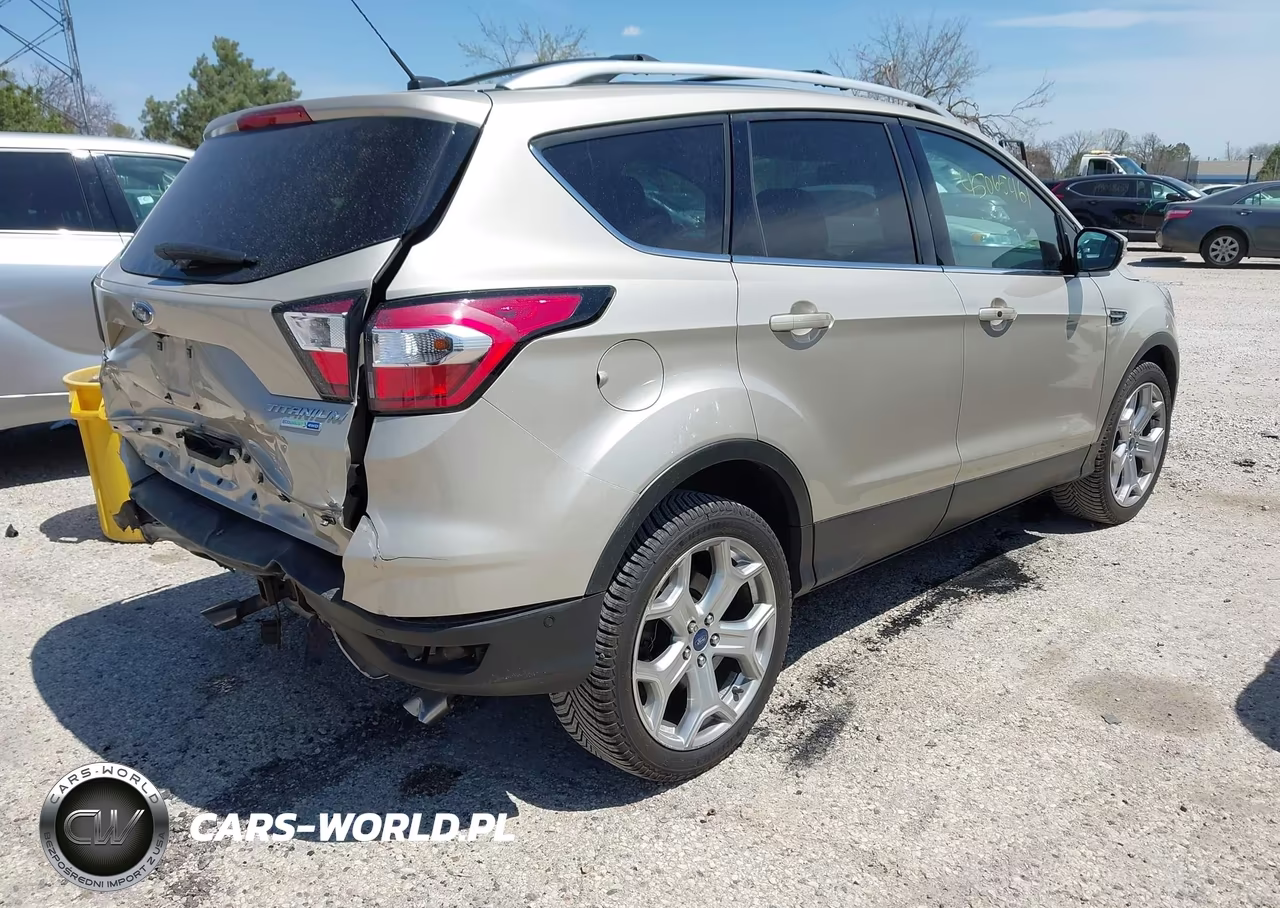 2017 Ford Escape Titanium VIN:1FMCU9J94HUD89325 - 4