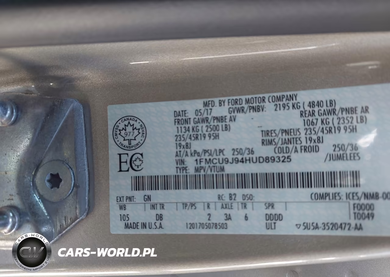 2017 Ford Escape Titanium VIN:1FMCU9J94HUD89325 - 9